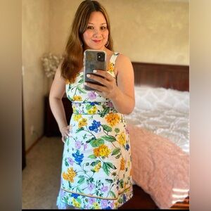 Ann Taylor floral dress 🤍💛